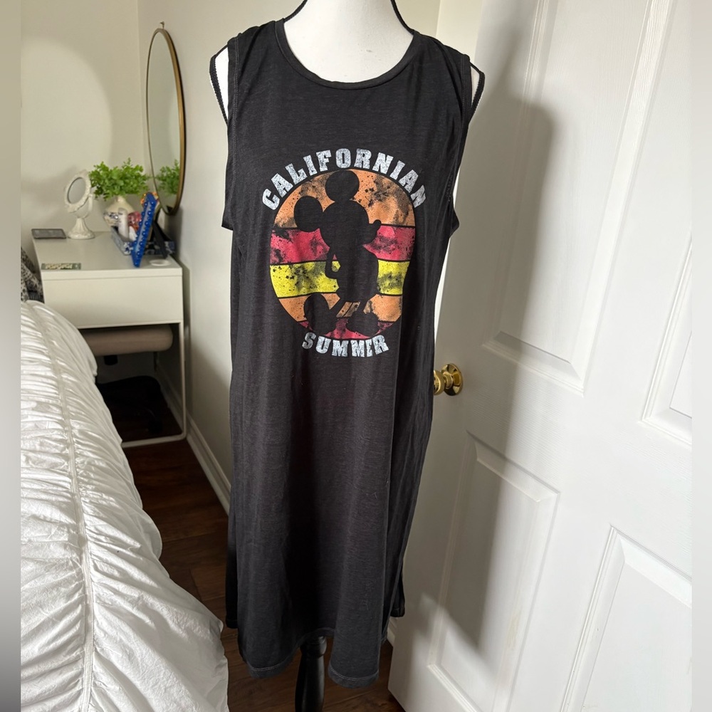 🌷Disney Mickey California Summer Graphic Longline Tank XL 3/$30